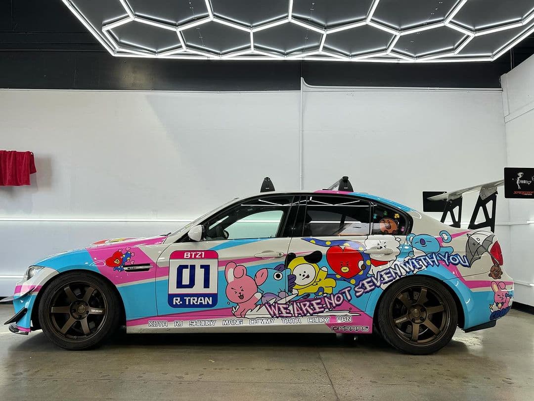 Entdecken Sie die kraftvolle Wirkung von Joker Folierung auf Ihrem Itasha