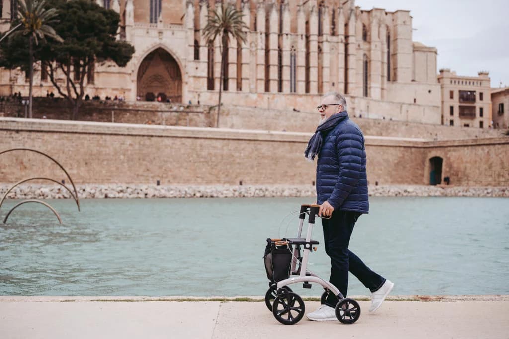 Indoor rollator-testsieger für sicheres Gehen zuhause