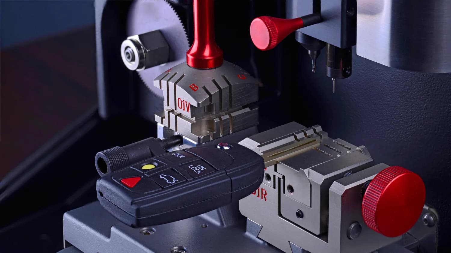 Warum Sie Ihren Autoschlüssel nachmachen bei MR-KEY lassen sollten