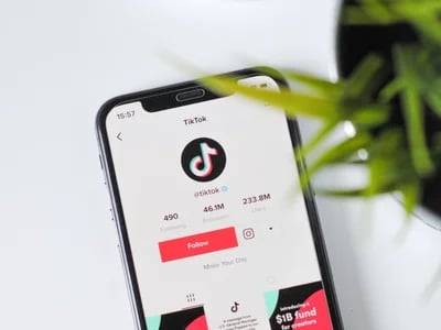 Follower auf TikTok kaufen: So steigern Sie Ihre Reichweite professionell und sicher