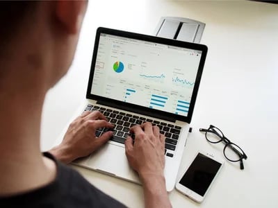 Gesetzliche Pflicht ab 2025: So finden Sie die Beste E Rechnung Software für Ihr B2B-Geschäft