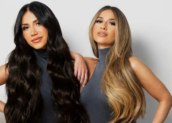 Strahlende Schönheit: Tape Extensions für ein glänzendes Finish