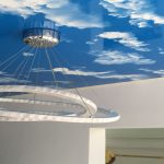 Spanndecken Motive und Licht: Die perfekte Kombination für Atmosphäre